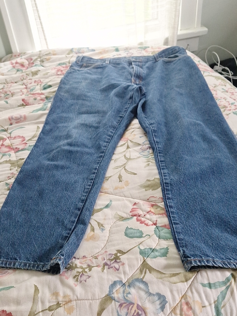 MENS Dickies blue denim jeans with red logo patch 38x 32 Size.